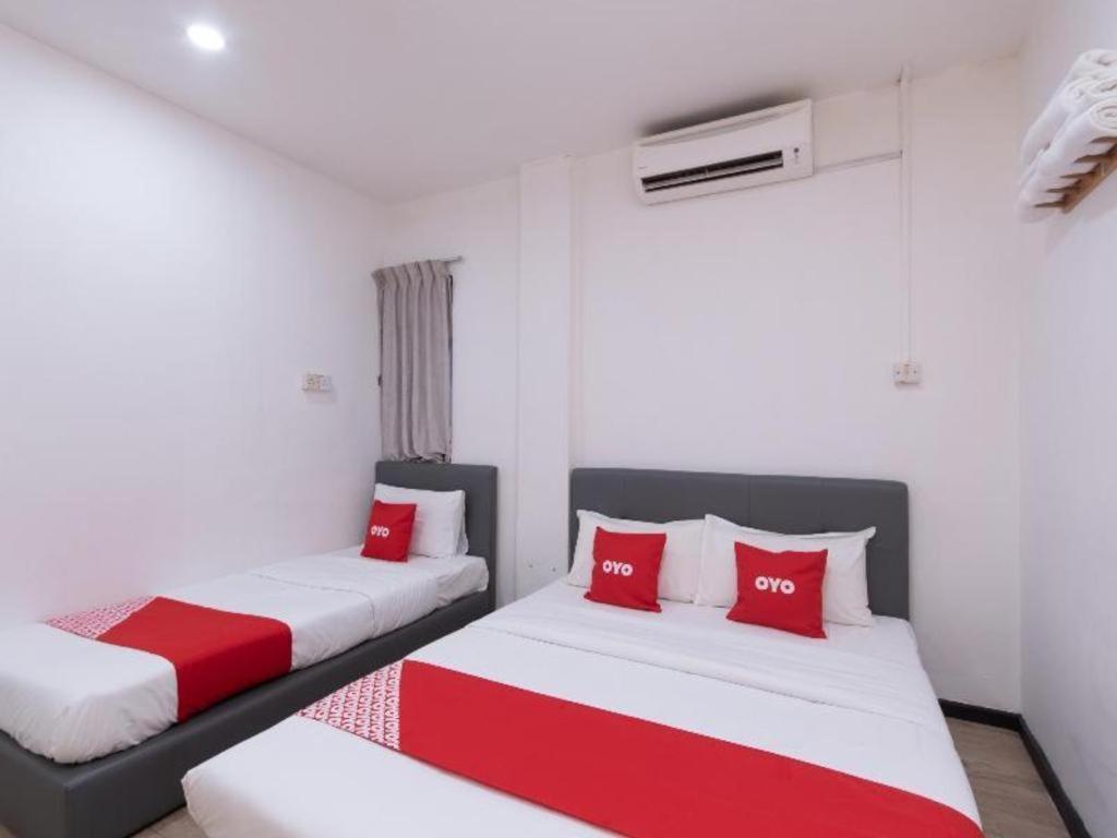 Hotel Oyo 89398 Doorbellz à Kota Kinabalu Extérieur photo