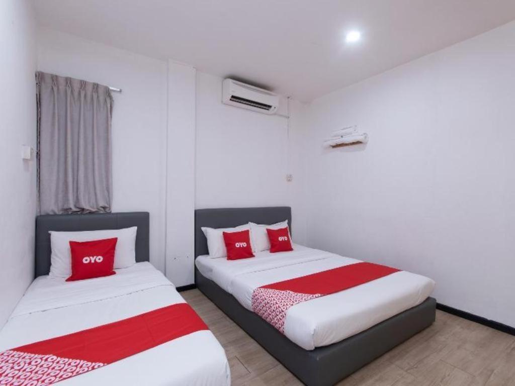 Hotel Oyo 89398 Doorbellz à Kota Kinabalu Extérieur photo