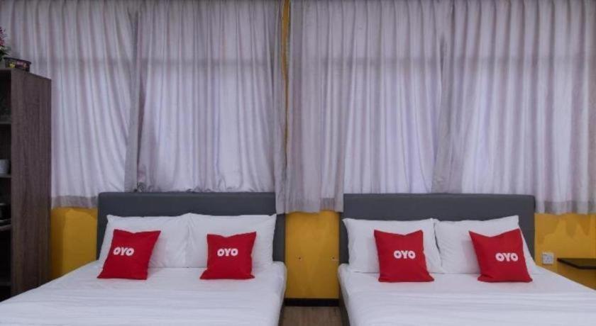 Hotel Oyo 89398 Doorbellz à Kota Kinabalu Extérieur photo