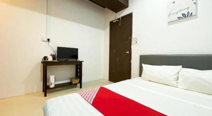 Hotel Oyo 89398 Doorbellz à Kota Kinabalu Extérieur photo